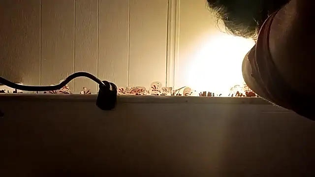 whitetrashdirtyslut online show from 12/05/25, 08:27