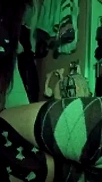 whitetrashdirtyslut online show from 12/21/25, 10:00