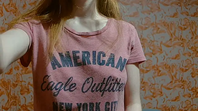 strawberrysmoothie online show from 12/02/24, 12:09