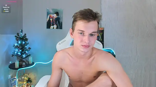 Snapshot of 4ever_dude chatting on 12/25/24, 09:24 4ever dude online show from 12/25/24, 09:24