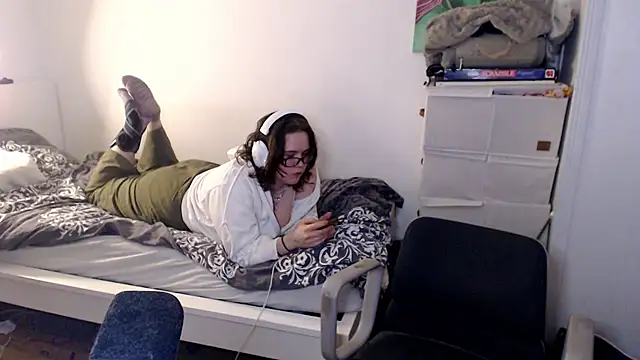 playvalorantwithmenow online show from 03/12/26, 07:31