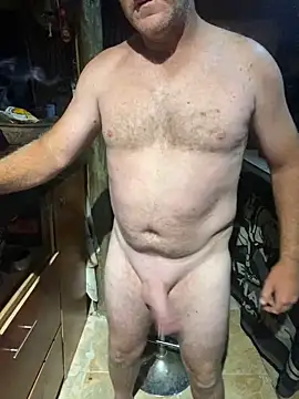 Snapshot of sexycouple109 chatting on 12/29/24, 01:02 sexycouple109 online show from 12/29/24, 01:02