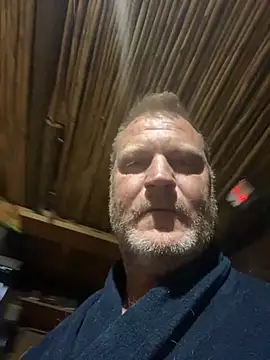 Snapshot of sexycouple109 chatting on 10/28/25, 03:21 sexycouple109 online show from 10/28/25, 03:21