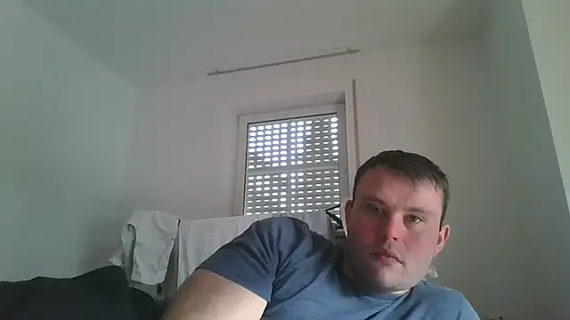 Snapshot of hotshot5395 chatting on 10/07/25, 11:18 hotshot5395 online show from 10/07/25, 11:18