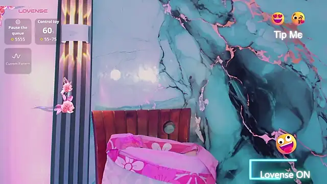 khiara moretti online show from 02/09/26, 11:36