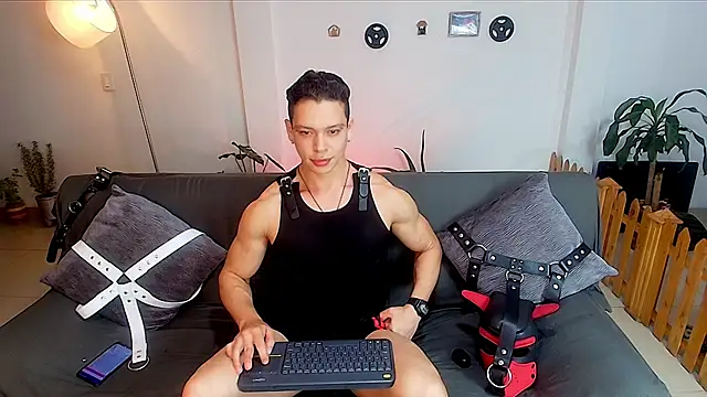 Snapshot of Baxter_Dex chatting on 01/25/25, 01:43 Baxter Dex online show from 01/25/25, 01:43