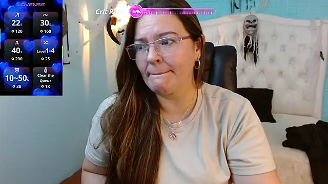 Snapshot of MsJossie chatting on 10/28/25, 03:32 MsJossie online show from 10/28/25, 03:32