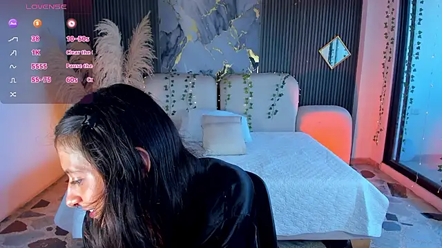 Agathaargent  online show from 01/18/26, 01:04