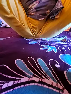 Snapshot of Shoni__ chatting on 03/07/25, 09:29 Shoni online show from 03/07/25, 09:29