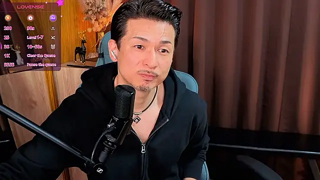 HARU-outdoor-x online show from 11/14/25, 02:38