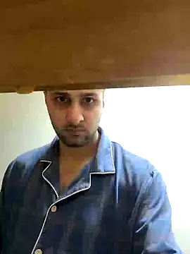 Snapshot of Fucklover011 chatting on 09/14/25, 12:04 Fucklover011 online show from 09/14/25, 12:04