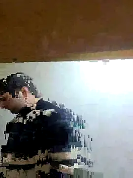 Snapshot of Fucklover011 chatting on 11/02/25, 01:19 Fucklover011 online show from 11/02/25, 01:19