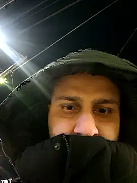 Snapshot of Fucklover011 chatting on 12/21/25, 10:00 Fucklover011 online show from 12/21/25, 10:00