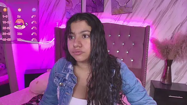 Snapshot of Miaa_Smiith1 chatting on 12/07/24, 11:29 Miaa Smiith1 online show from 12/07/24, 11:29