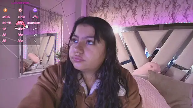 Snapshot of Miaa_Smiith1 chatting on 12/14/24, 11:39 Miaa Smiith1 online show from 12/14/24, 11:39