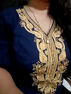 Snapshot of Jaanu_Jaanvi chatting on 11/10/25, 07:35 Jaanu Jaanvi online show from 11/10/25, 07:35