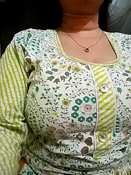 Snapshot of Jaanu_Jaanvi chatting on 12/13/25, 08:47 Jaanu Jaanvi online show from 12/13/25, 08:47