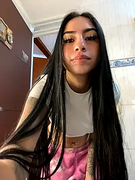 Snapshot of Bunny_sexy01 chatting on 12/01/25, 03:44 Bunny sexy01 online show from 12/01/25, 03:44