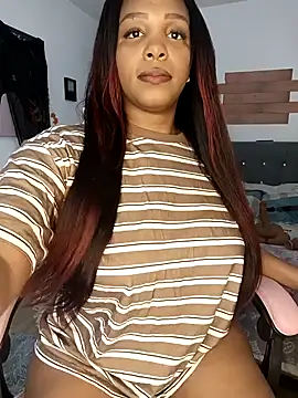 Snapshot of kitty__blackgl chatting on 12/17/24, 11:17 kitty blackgl online show from 12/17/24, 11:17