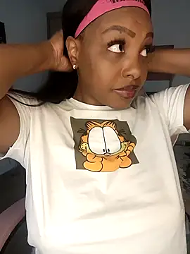 Snapshot of kitty__blackgl chatting on 03/15/25, 12:02 kitty blackgl online show from 03/15/25, 12:02