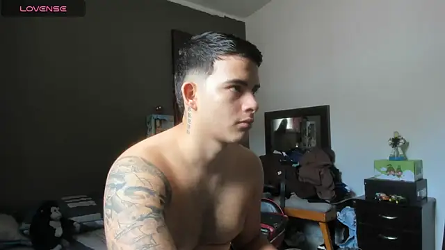 Snapshot of jacob_firexx chatting on 05/27/26, 04:04 jacob firexx online show from 05/27/26, 04:04
