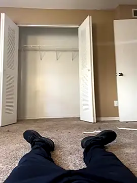 christian0009 online show from 12/16/25, 09:20