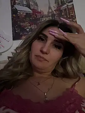 EvelynFrances online show from 02/26/25, 09:37