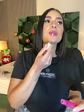 Snapshot of GabriellaFerrer chatting on 12/26/24, 10:37 GabriellaFerrer online show from 12/26/24, 10:37
