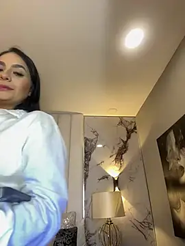 Snapshot of GabriellaFerrer chatting on 02/05/25, 11:02 GabriellaFerrer online show from 02/05/25, 11:02