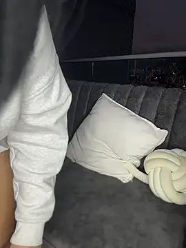 Snapshot of GabriellaFerrer chatting on 12/16/25, 11:10 GabriellaFerrer online show from 12/16/25, 11:10