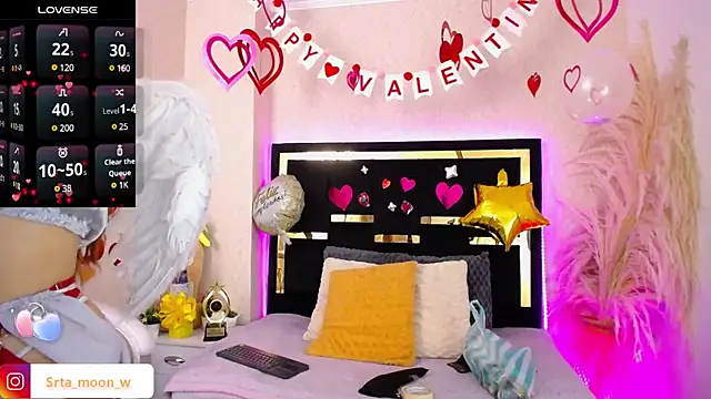 Moon Water   online show from 02/14/25, 11:21