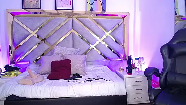 Moon Water   online show from 04/14/26, 11:27