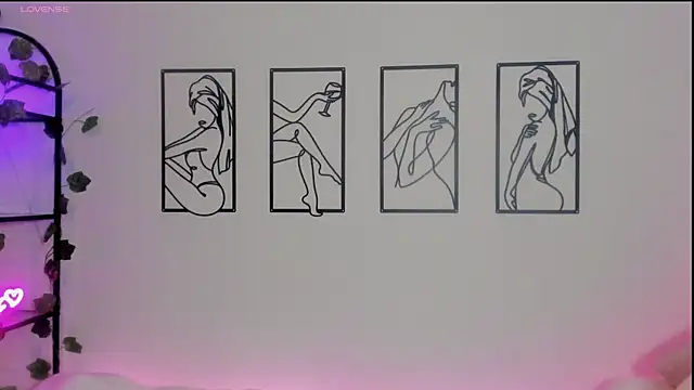 Snapshot of Megan_Rodrigo chatting on 03/01/25, 08:53 Megan Rodrigo online show from 03/01/25, 08:53