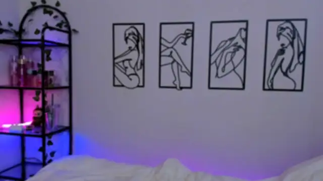 Snapshot of Megan_Rodrigo chatting on 09/12/25, 08:42 Megan Rodrigo online show from 09/12/25, 08:42