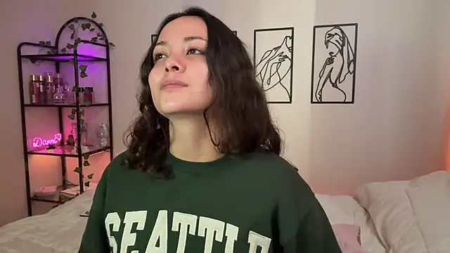 Snapshot of Megan_Rodrigo chatting on 11/22/25, 03:55 Megan Rodrigo online show from 11/22/25, 03:55