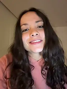 Megan Rodrigo online show from 07/04/26, 06:08
