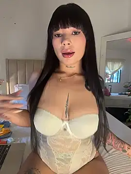 Snapshot of Roxanne_08 chatting on 11/28/25, 07:27 Roxanne 08 online show from 11/28/25, 07:27