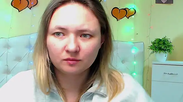 SallyVerda online show from 02/15/25, 03:52