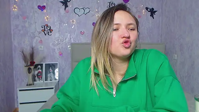 SallyVerda online show from 02/25/25, 09:46