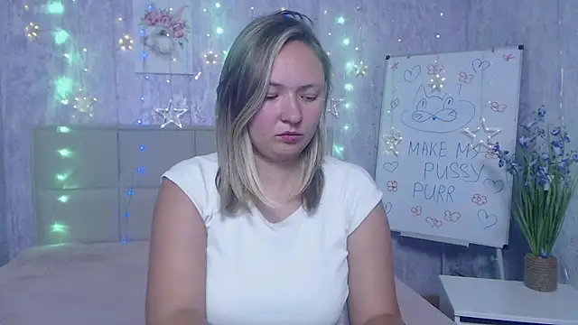 SallyVerda online show from 10/03/25, 06:16