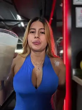 Amber Martins  online show from 10/05/25, 05:33