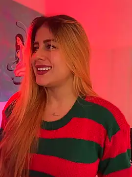 Amber Martins  online show from 10/21/25, 01:28