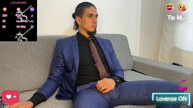 Tom blunt96 online show from 12/19/25, 05:53