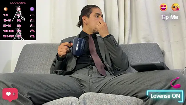 Tom blunt96 online show from 02/25/26, 08:24