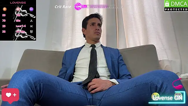 Snapshot of Tom_blunt96 chatting on 07/14/26, 04:34 Tom blunt96 online show from 07/14/26, 04:34