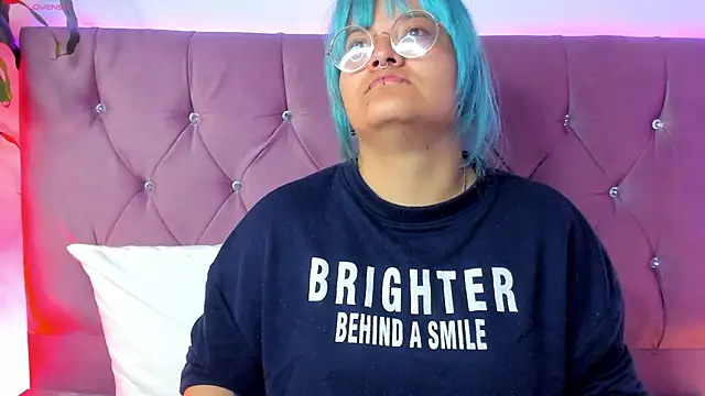 lucky-leah online show from 02/21/25, 03:34