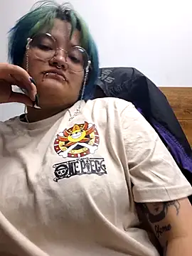 lucky-leah online show from 03/17/26, 03:44