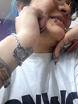 lucky-leah online show from 05/09/26, 04:28