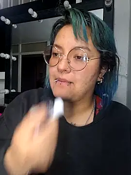 lucky-leah online show from 05/23/26, 03:56