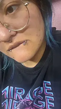 lucky-leah online show from 05/30/26, 03:47